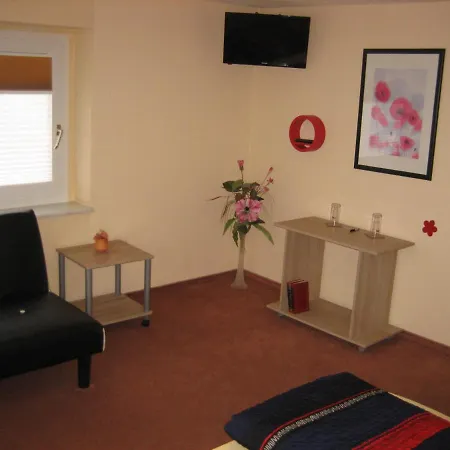 Schusters Lindenhof Konukevi Grossdubrau