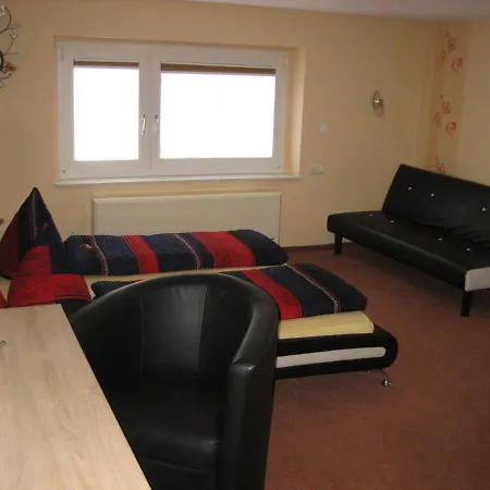 Schusters Lindenhof Konukevi 4*